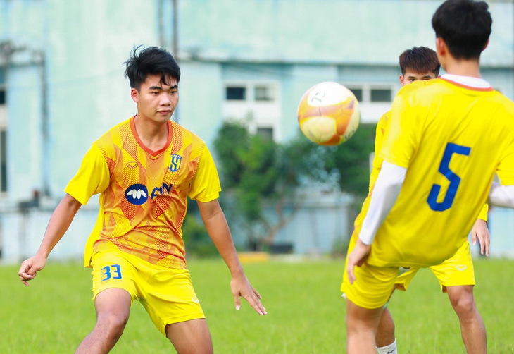 CLB Sông Lam Nghệ An: Chương mới trong việc "xuất khẩu" cầu thủ - Ảnh 1.